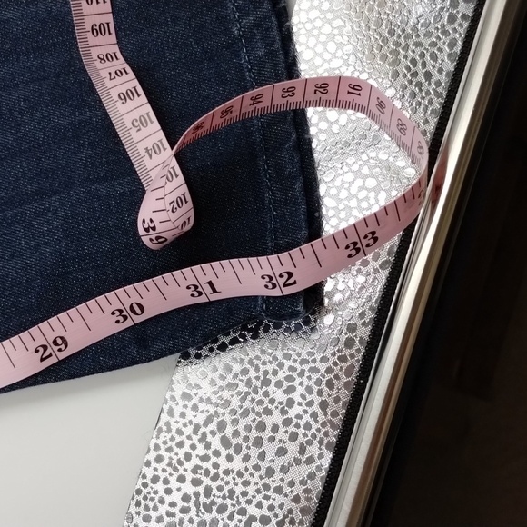 Level 99 skinny size 30 low to mid rise, 32" inseam, dark wash jeans - Picture 10 of 13